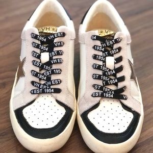 Authentic Vintage Havana Oaklee Sneakers great condition!